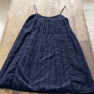 J crew sundress. Size 0. Super light and cool. Pleated bodice. Spaghetti straps.